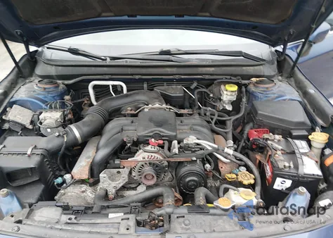 2017 Subaru Legacy 3.6R Limited z USA, uszkodzony, nr VIN 4S3BNEN60H3003740